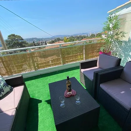 « la Sakalava » Vue Panoramique Faron * טולון